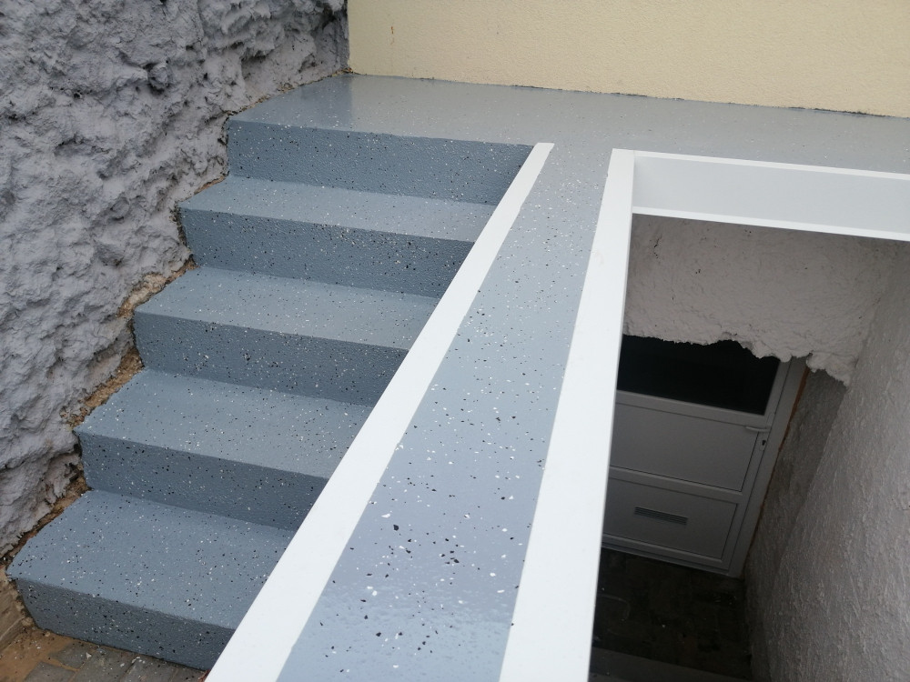 Csúszásmentes műgyanta lépcsőburkolat – Ada-Bau Kft.